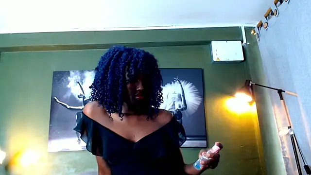 Evaa 18 online show from September 2025 05:35:01 PM