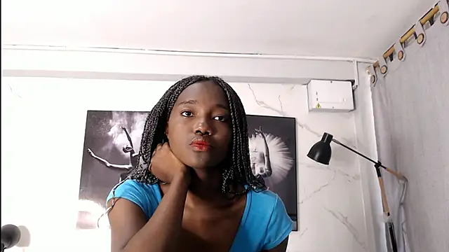 Evaa 18 online show from November 2025 05:46:01 PM