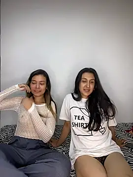 Snapshot of Saloriz_Col chatting on February 2026 07:25:01 AM Saloriz Col online show from February 2026 07:25:01 AM