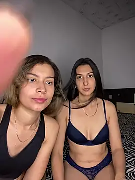 Snapshot of Saloriz_Col chatting on February 2026 06:02:01 AM Saloriz Col online show from February 2026 06:02:01 AM