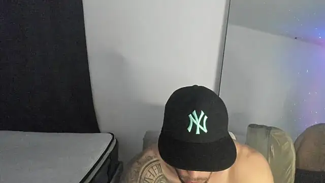 ThiagoLugo online show from April 2026 02:53:01 AM