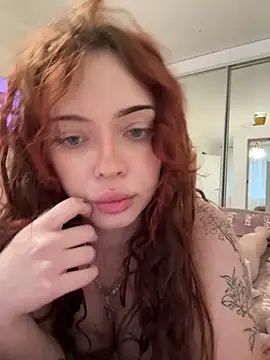 Hannah xBaby online show from September 2025 02:22:01 PM