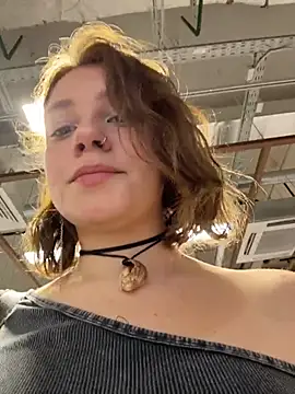 Snapshot of lucy-joy chatting on October 2025 09:31:01 AM lucy-joy online show from October 2025 09:31:01 AM