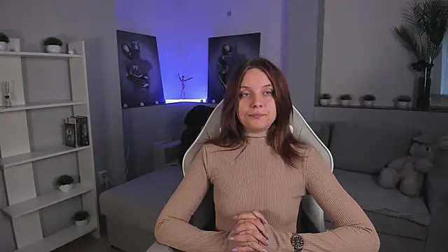 AlicePill online show from September 2025 01:27:01 AM