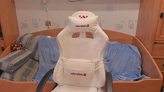 Snapshot of Dexter_Bennett chatting on March 2026 01:51:01 PM Dexter Bennett online show from March 2026 01:51:01 PM