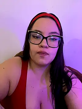 Emily Taylor2 online show from December 2025 02:05:02 AM