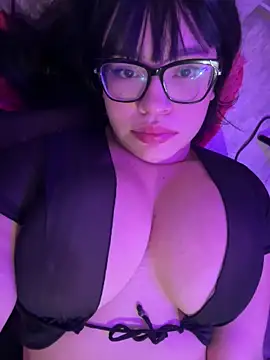 Emily Taylor2 online show from June 2026 01:56:01 AM
