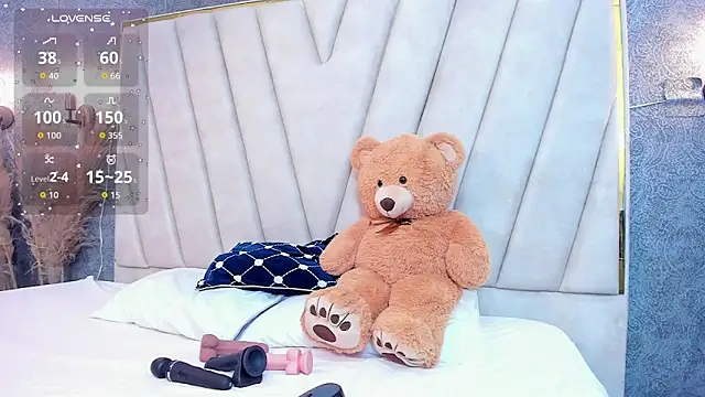 Snapshot of AmyStar1 chatting on November 2025 09:25:02 PM AmyStar1 online show from November 2025 09:25:02 PM