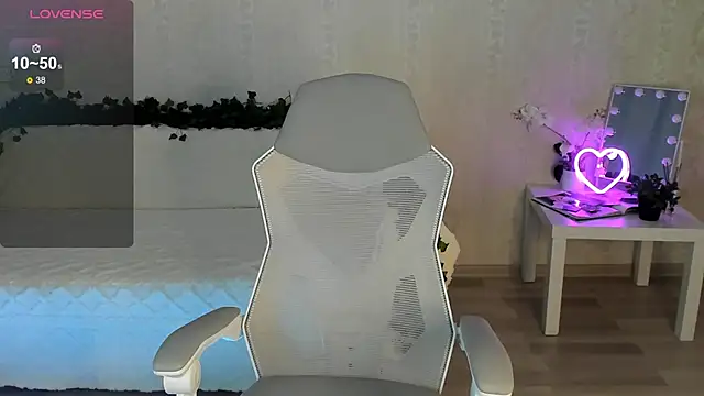 ArleneThomas online show from October 2025 12:58:01 PM