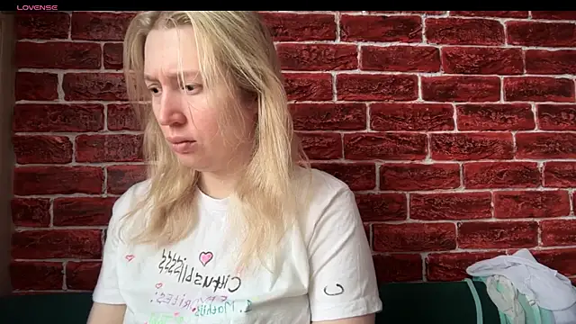 CitrusBlissss online show from November 2025 02:56:02 AM