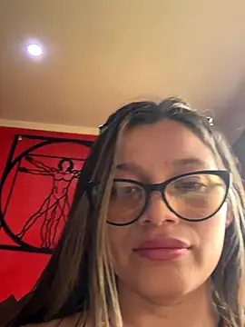 Snapshot of KoraSweett chatting on November 2025 07:14:02 PM KoraSweett online show from November 2025 07:14:02 PM