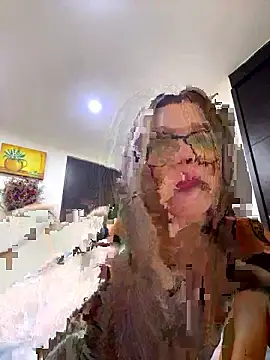 Snapshot of KoraSweett chatting on January 2026 06:32:02 PM KoraSweett online show from January 2026 06:32:02 PM