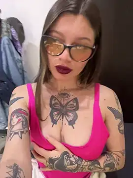 Snapshot of KoraSweett chatting on January 2026 06:46:02 PM KoraSweett online show from January 2026 06:46:02 PM