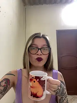 Snapshot of KoraSweett chatting on March 2026 10:07:01 PM KoraSweett online show from March 2026 10:07:01 PM