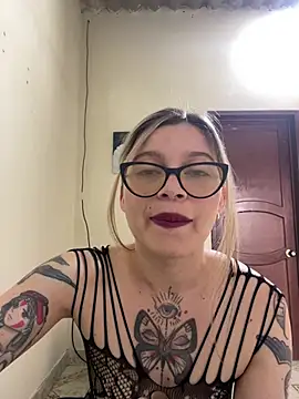 Snapshot of KoraSweett chatting on March 2026 06:45:02 PM KoraSweett online show from March 2026 06:45:02 PM