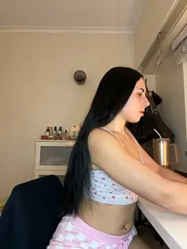 very licious online show from November 2025 09:58:01 PM