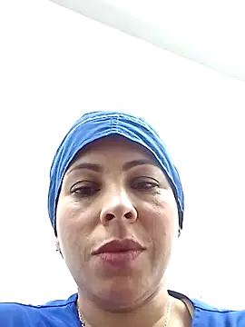 Yanis Ariel12 online show from October 2025 01:01:01 PM