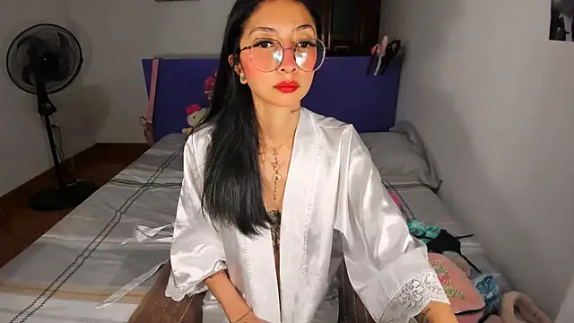 Anais lux online show from May 2026 10:50:03 PM