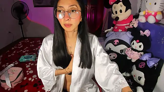 Anais lux online show from July 2026 10:47:01 PM
