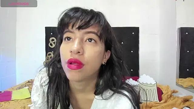 Snapshot of princess_Gyal chatting on October 2025 02:15:01 PM princess Gyal online show from October 2025 02:15:01 PM