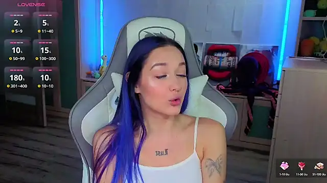 Snapshot of Im_suka chatting on October 2025 03:40:01 AM Im suka online show from October 2025 03:40:01 AM