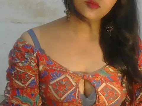 Snapshot of POOJA_199 chatting on July 2026 08:39:02 AM POOJA 199 online show from July 2026 08:39:02 AM