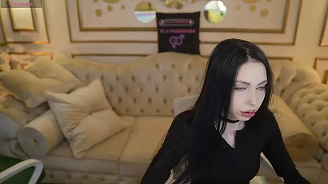 VivianSweet  online show from April 2026 11:14:01 AM