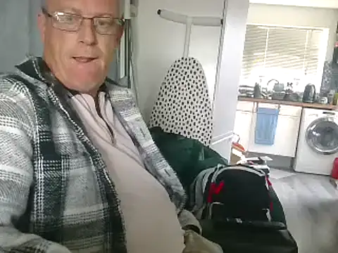 hefin18 online show from February 2025 02:13:02 PM