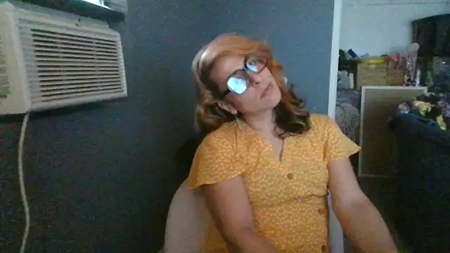 mayra mayhem online show from May 2026 02:12:01 PM