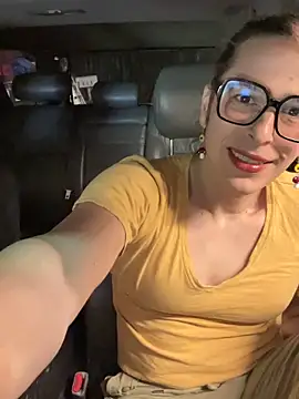mayra mayhem online show from June 2026 04:13:01 PM