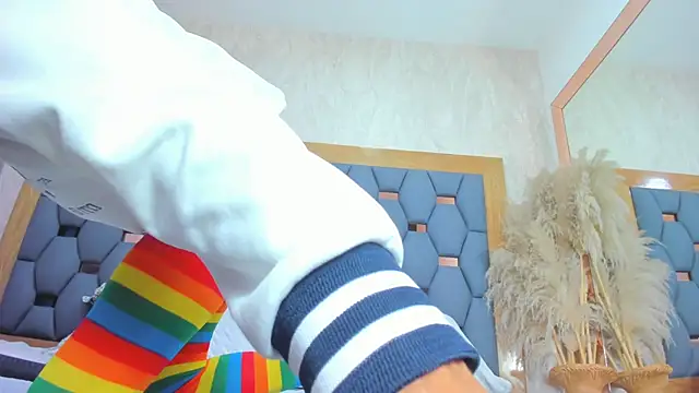 Snapshot of crystal_sm chatting on March 2026 03:14:02 AM crystal sm online show from March 2026 03:14:02 AM