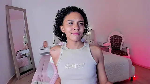 Snapshot of aitana_kahlo chatting on November 2025 07:38:01 PM aitana kahlo online show from November 2025 07:38:01 PM