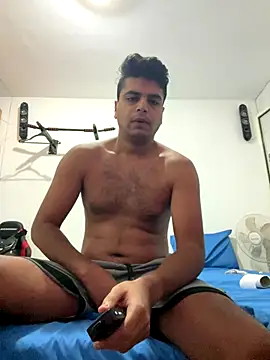 Snapshot of Noam7080z chatting on November 2025 12:26:01 PM Noam7080z online show from November 2025 12:26:01 PM