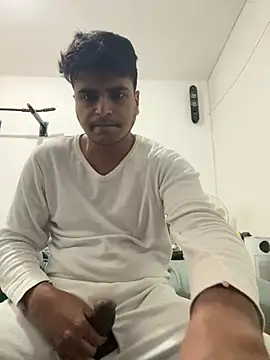 Snapshot of Noam7080z chatting on January 2026 10:35:01 PM Noam7080z online show from January 2026 10:35:01 PM