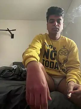 Snapshot of Noam7080z chatting on January 2026 09:02:02 AM Noam7080z online show from January 2026 09:02:02 AM