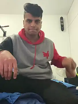 Snapshot of Noam7080z chatting on March 2026 08:42:01 AM Noam7080z online show from March 2026 08:42:01 AM