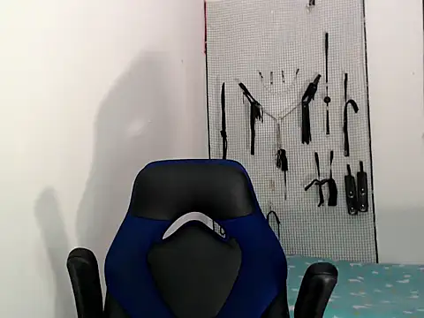 dylan apol0 online show from September 2025 06:47:02 AM