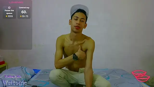 dylan apol0 online show from April 2026 12:15:02 AM