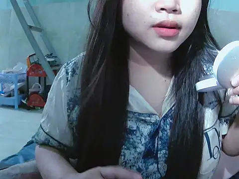 Lily3322 online show from March 2026 06:44:02 PM