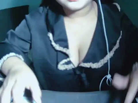 Snapshot of Lily3322 chatting on July 2026 03:48:02 PM Lily3322 online show from July 2026 03:48:02 PM