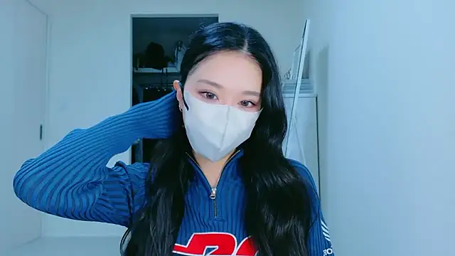 ramuchan desu online show from October 2025 01:37:02 AM