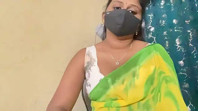 Pavani-Sexy online show from May 2026 06:20:01 PM