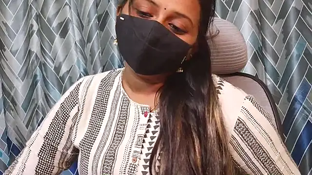 Pavani-Sexy online show from July 2026 03:15:01 PM