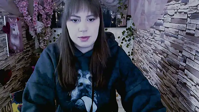 Amanda Bright  online show from September 2025 07:01:01 AM