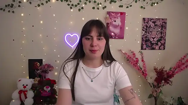 Amanda Bright  online show from May 2026 10:34:02 AM