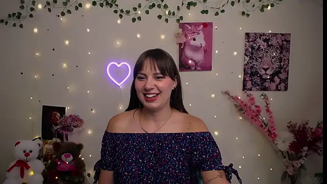 Amanda Bright  online show from July 2026 12:30:01 PM