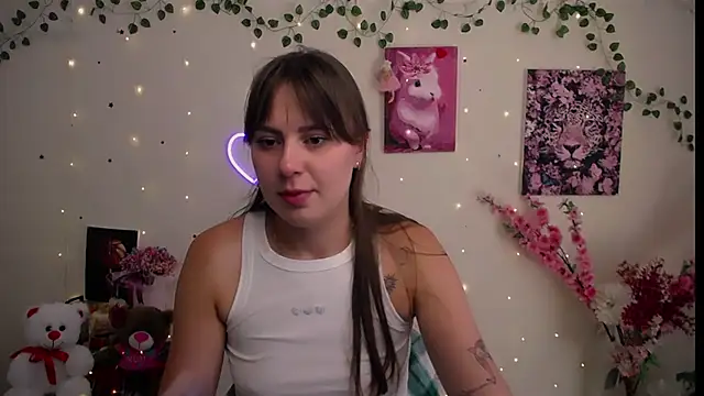 Amanda Bright  online show from July 2026 11:05:01 AM