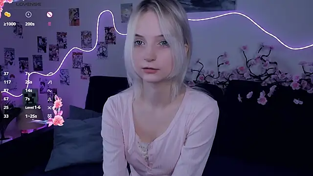 Megan--chan online show from January 2026 06:02:02 PM