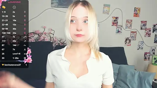 Snapshot of Megan--chan chatting on March 2026 05:09:02 PM Megan--chan online show from March 2026 05:09:02 PM