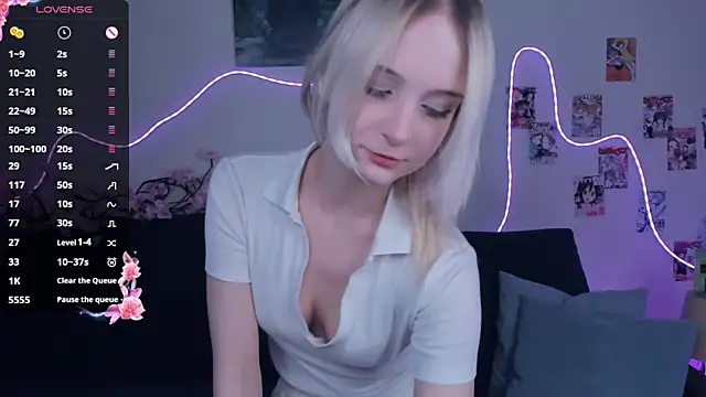 Snapshot of Megan--chan chatting on March 2026 05:06:01 PM Megan--chan online show from March 2026 05:06:01 PM